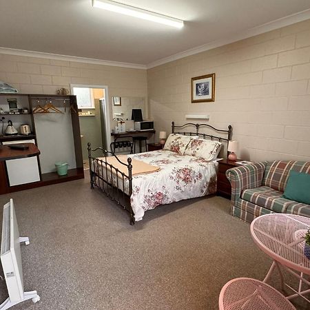 Alpine Country Motel Plus Free Coffee Cooma Ngoại thất bức ảnh