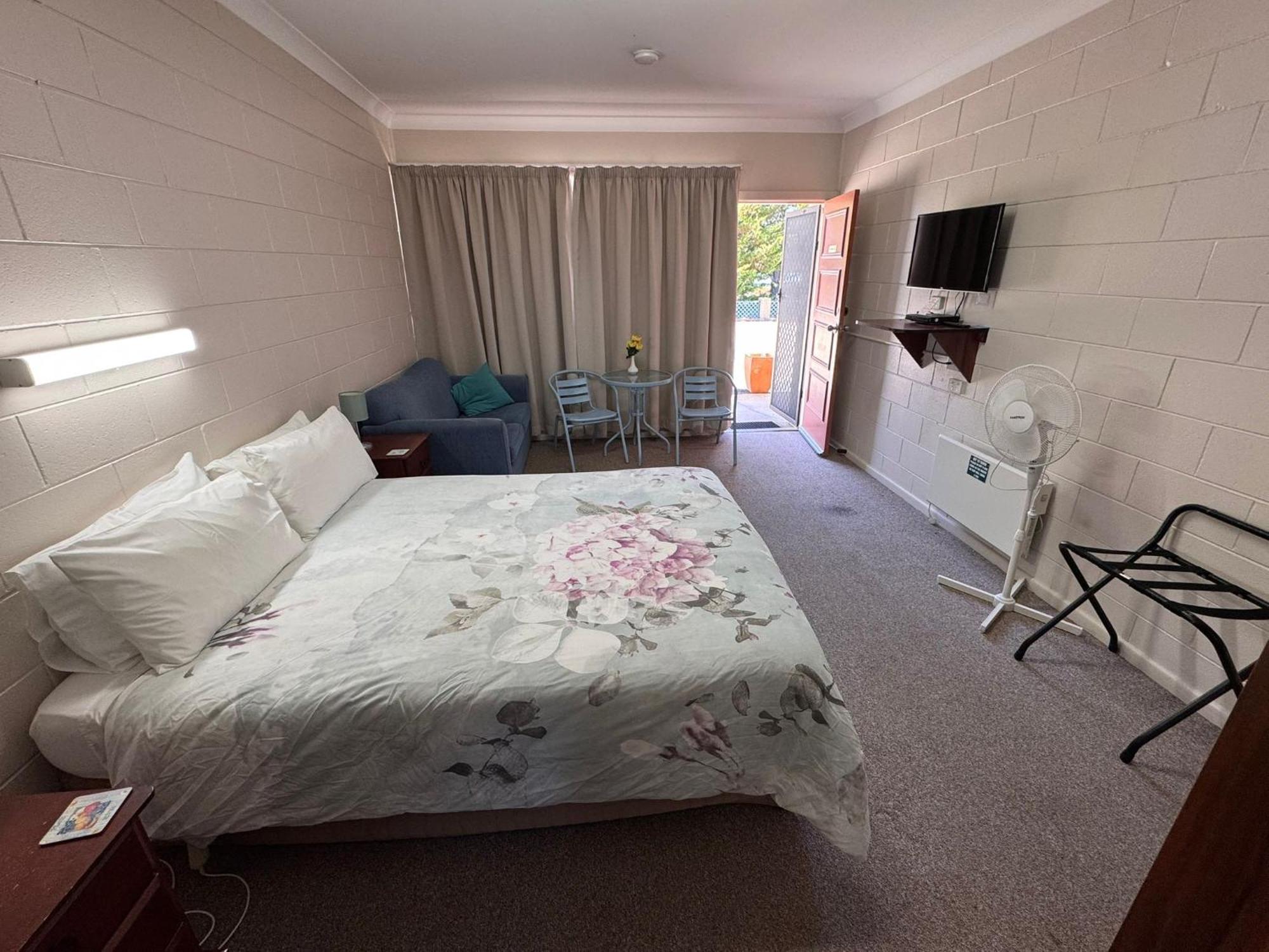 Alpine Country Motel Plus Free Coffee Cooma Ngoại thất bức ảnh