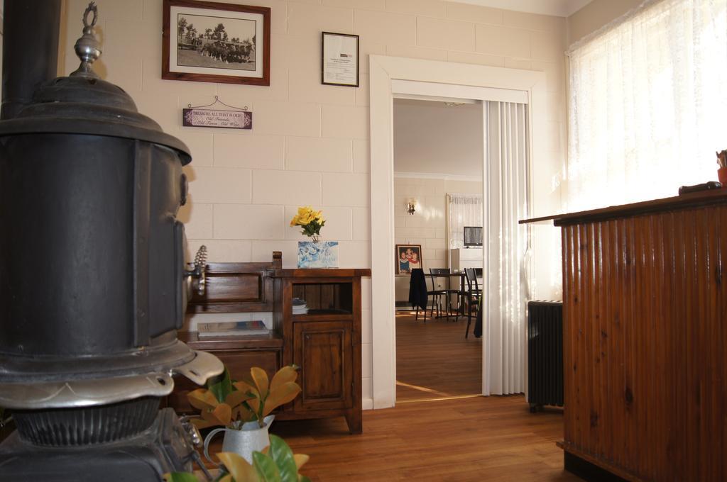 Alpine Country Motel Plus Free Coffee Cooma Ngoại thất bức ảnh